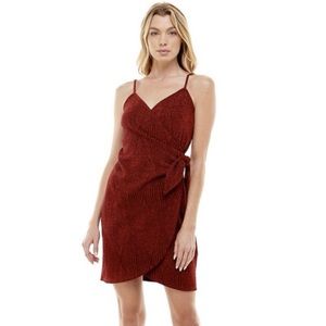 NWT junior knotted side bodycon dress